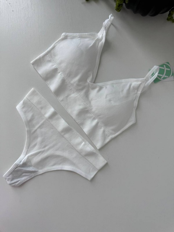 Комплект жіночої білизни (топ+трусики) білий, one size